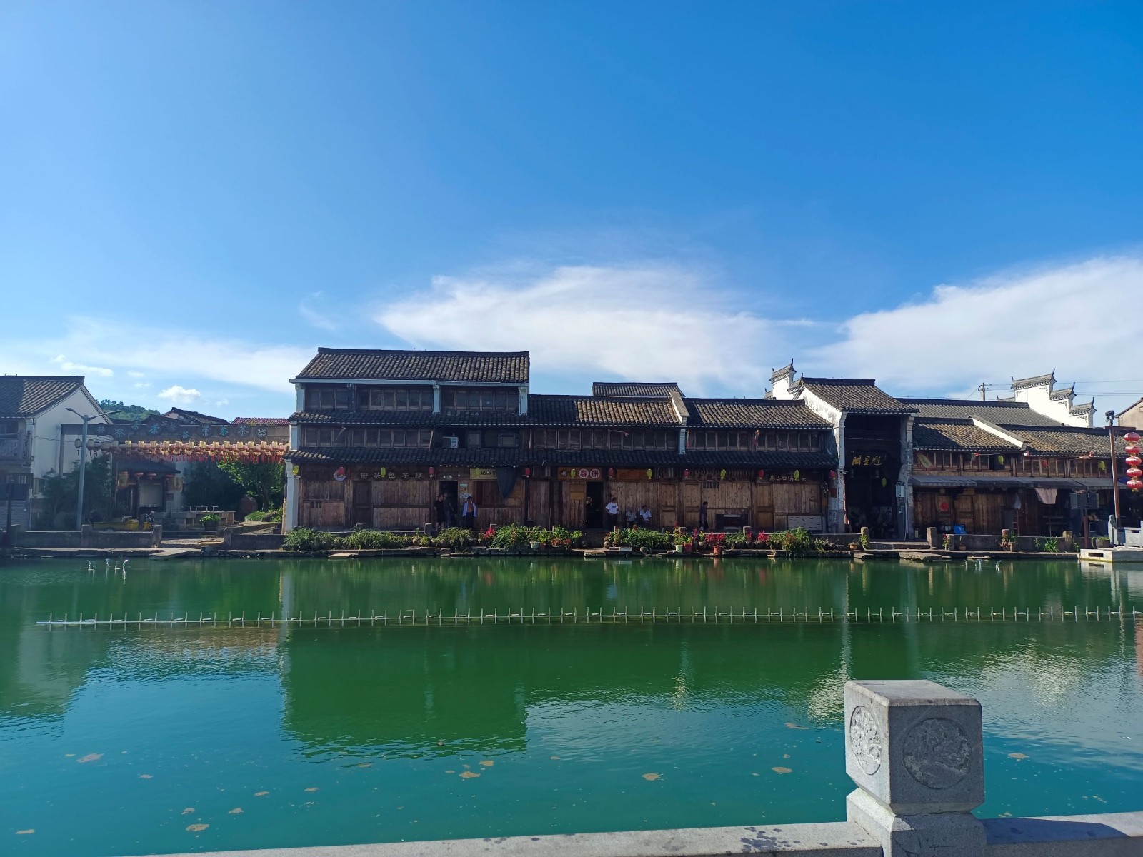 好山好水滋養(yǎng)梅渚新經(jīng)濟，絢麗水秀增添好風景——文旅水秀案例！